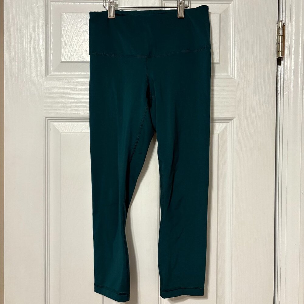 Green athletic leggings